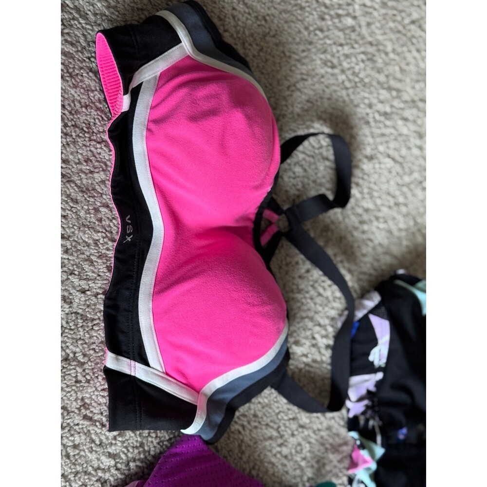 Victoria’s Secret Brand, (VSX) Sports Bras, Women’s Size 32D Athletic Clothing - Picture 3 of 11